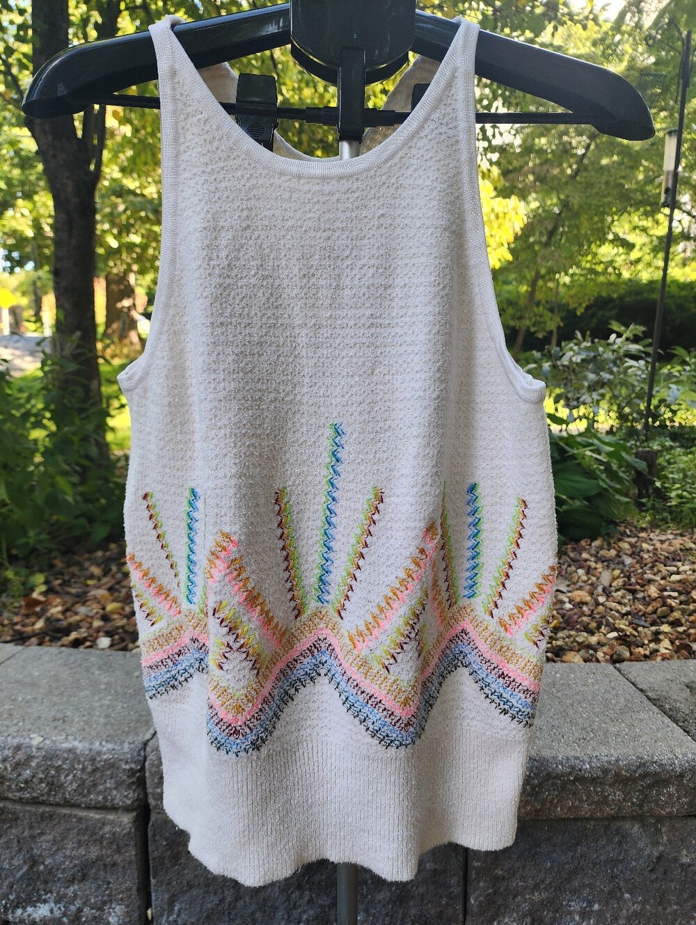 Anthropologie Sunrise Embroidered Sweater Tank Size XL